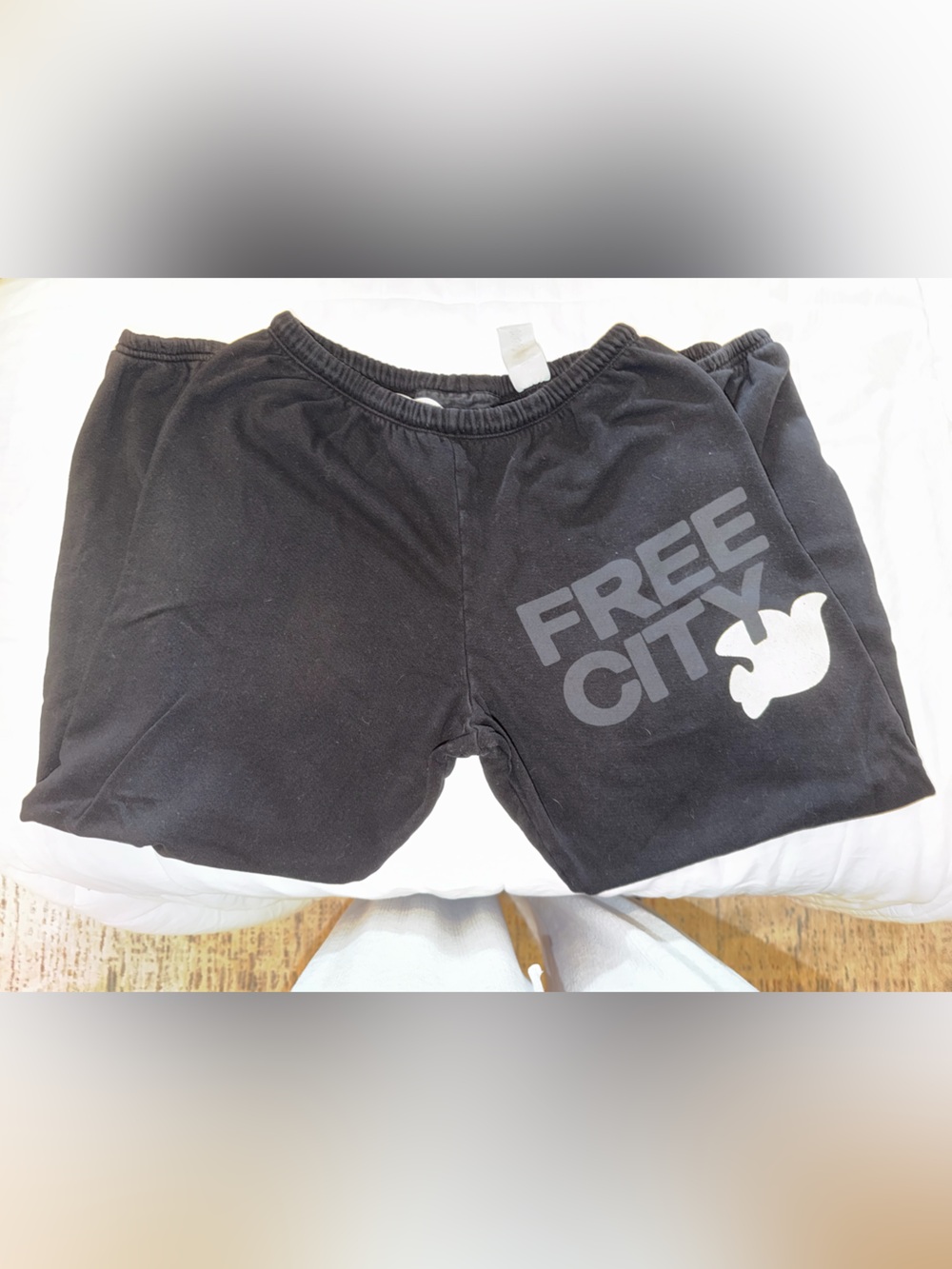FREECITY LARGE (the classic) black sweatpants - Picture 2 of 4